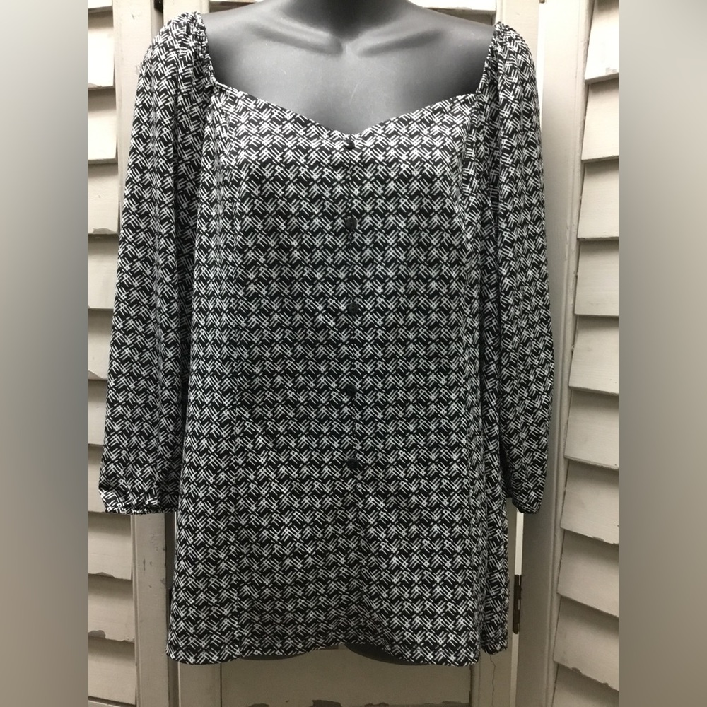 3/4 sleeve top by Moiety